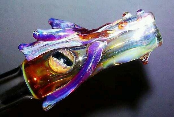 Фантастически красивые дизайнерские стеклянные мундштуки Trippy Tips