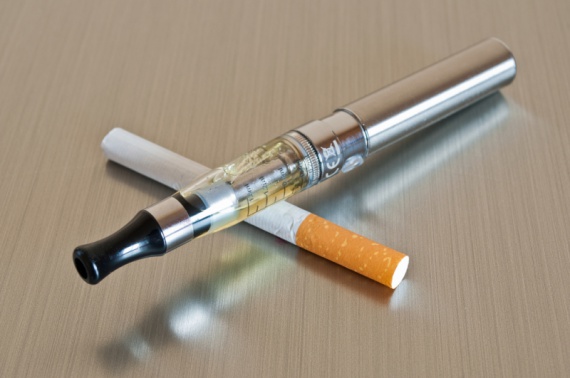 ЛДПР предлагает запретить продукцию, потребление которой имитирует табакокурение