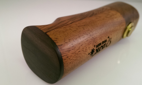 DJK 26650 от Wood Mods  - а мы привыкли к деревянным боксмодам.