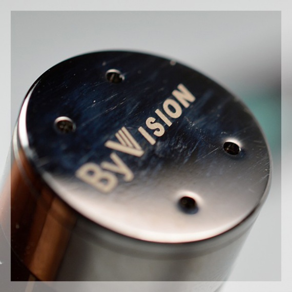 Inow - суб-омная батарея от Vision