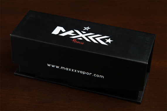Maxxx RDA и Maxxxvapor - не много ли XXX для таких размеров, но кубообразная база – в тему