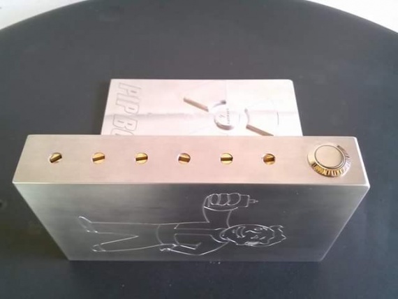 PIP Box от Breakout Custom Mods - постапакалиптическое безумие 6x18650, Чак Норрис одобряет