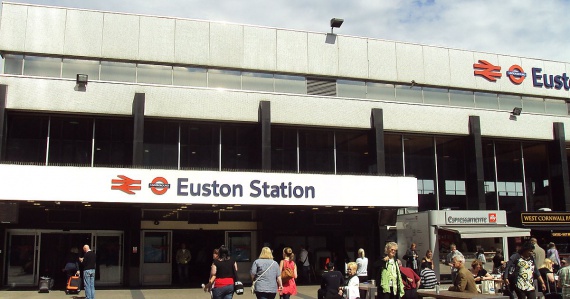 Электронная сигарета взорвалась на вокзале в Лондоне