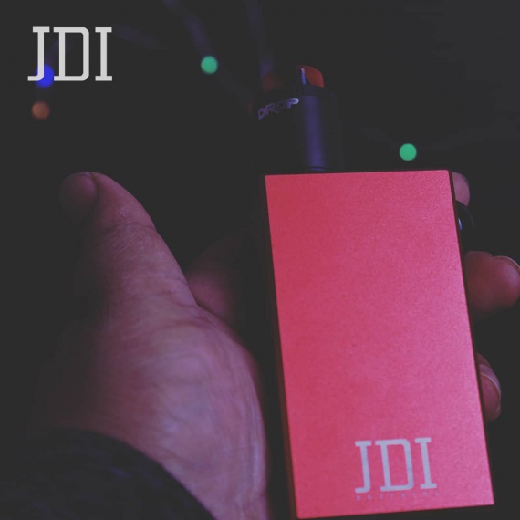 JDI 240W box mod - представитель почти вымирающего вида...