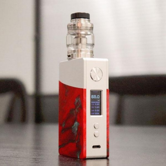 GeekVape Nova 200W Kit - а что, неплохой кирпичик...