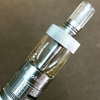 Yocan Favotank - не забываем о китайцах, они тоже кое-что умеют