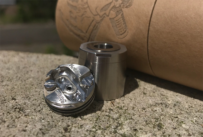 Strike 22mm от компании Hellfire. Очередное пополнение коллекции дрип-атомайзеров