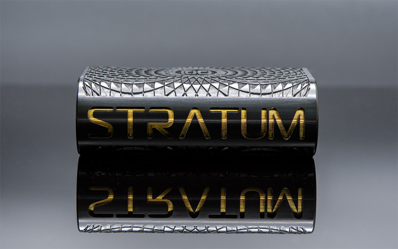 Stratum 212 от компании OLC. Сквонкер из делерина - это понятно, а вот цена...