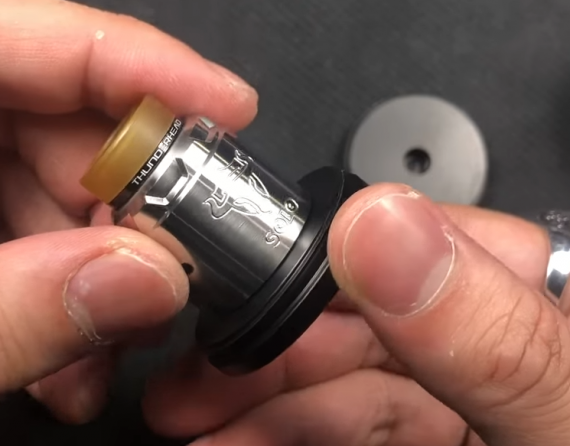 THC Tauren Solo RDA -  продуваемая односпиралка...