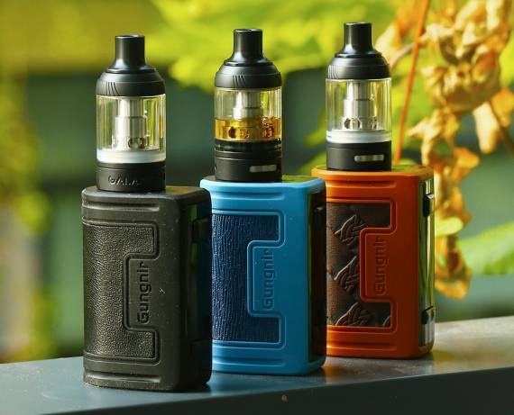 Vapefly Gungnir kit - компактность вкупе с водо/пыле непроницаемостью...