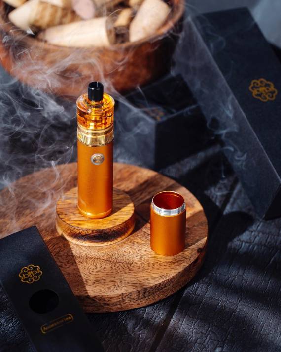 Dotmod DotStick kit - эпатажный ответ одноиликой армии подов...