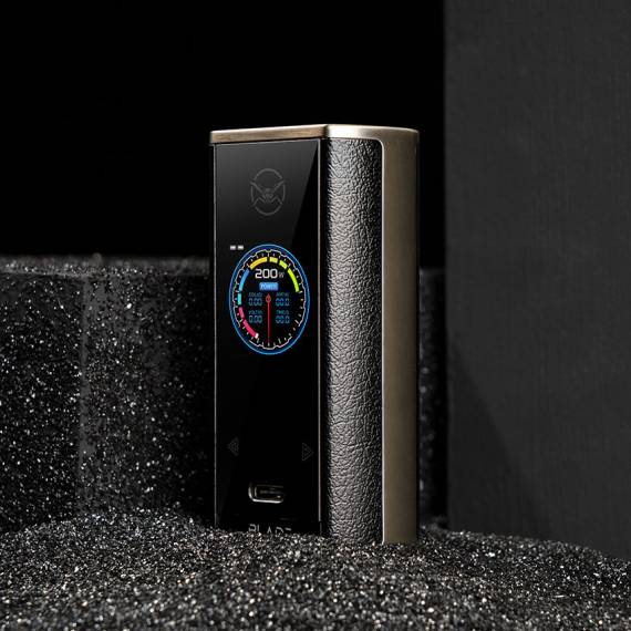 Oumier Blade 200W Box Mod - чувствительное лезвие..