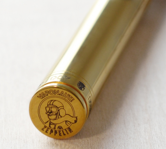 ZEPPELIN Polished Gold - изысканная э-гошка от французов. Подарок для начинающего вэйпера