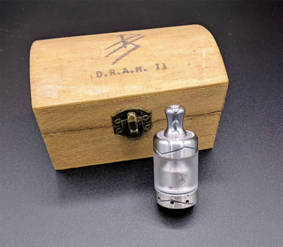 DRAM 2 Mtl RTA from Karadagis, with interestingly implemented racks and old-school design