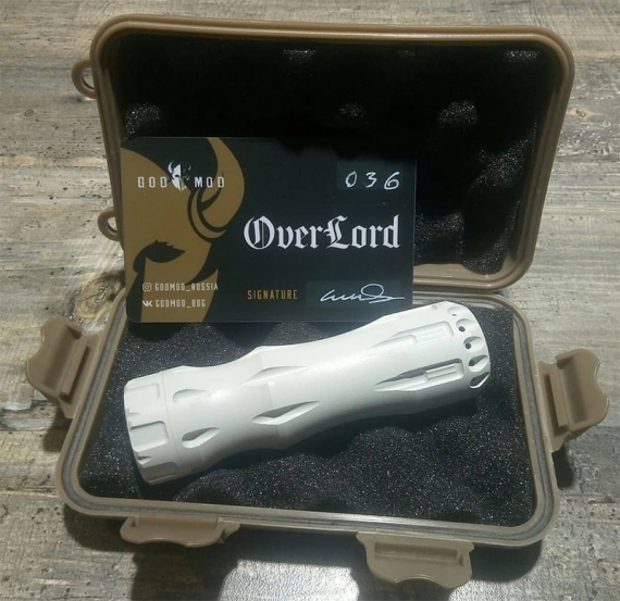 OverLord 21700 Mech Mod от компании GodMod. Модель, в которой заинтересованы многие вэйперы со всего мира