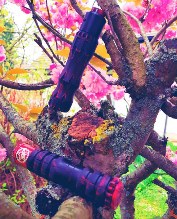 OverLord 21700 Mech Mod от компании GodMod. Модель, в которой заинтересованы многие вэйперы со всего мира