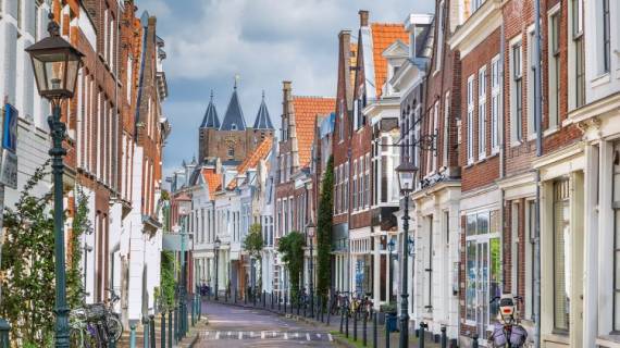 Вейперы Нидерландов протестуют и жалуются на запрет ароматизаторов